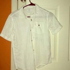 Old navy white button up tee shirt